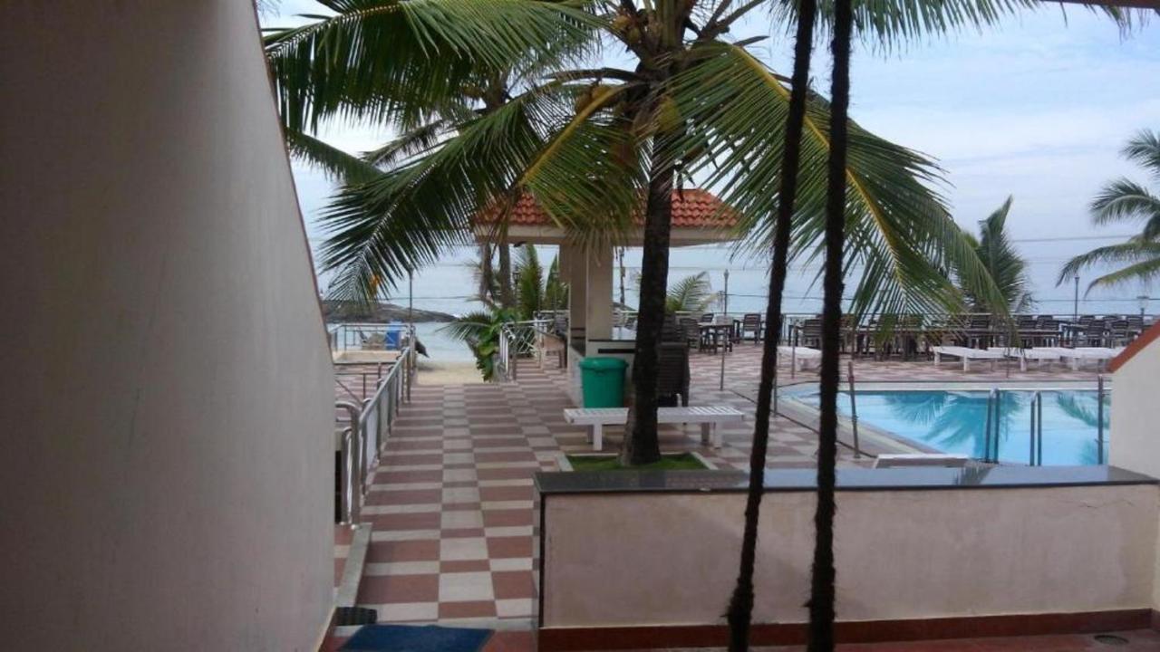 Seaface Beach Resort Kovalam Exterior foto